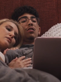 Üvey annemle film izledik