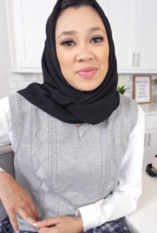 Türbanlı öğrenci