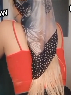 Havuz Başında Grup