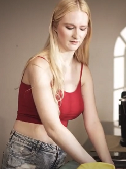 Üvey Annemi Terlettim